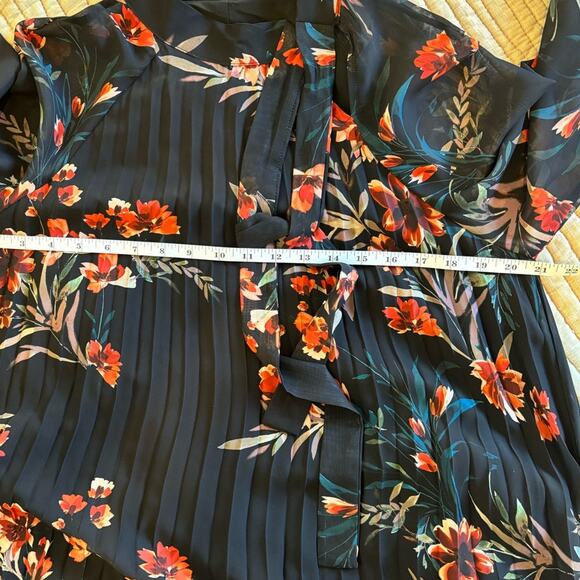 MOLLY BRACKEN Pleated Long Sleeve Black Floral Dress Sz L - Picture 6 of 8